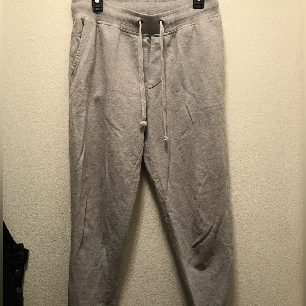 Banana Republic Men Grey Sweatpants Size Medium with Drawstrings